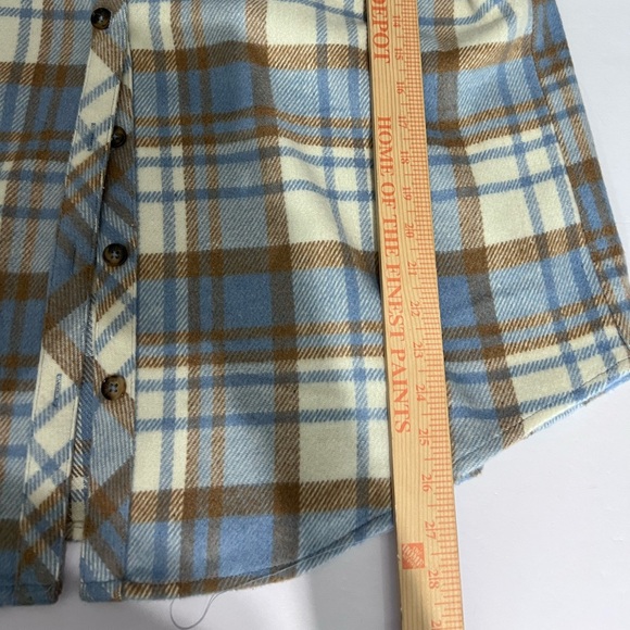 White Fox Boutique blue and brown flannel plaid shacket small/medium - Picture 9 of 10